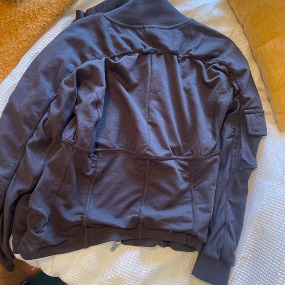 Foundation Jacket new - Picture 6 of 16